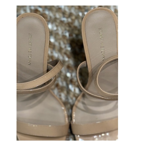 Stuart Weitzman - Crystal Buckle 95 Patent Leather Sandals in Taupe - US W 8.5 - Picture 11 of 13